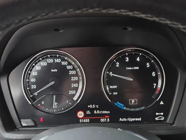 BMW X1 XDRIVE25E 2020 Hybride Benzine 28