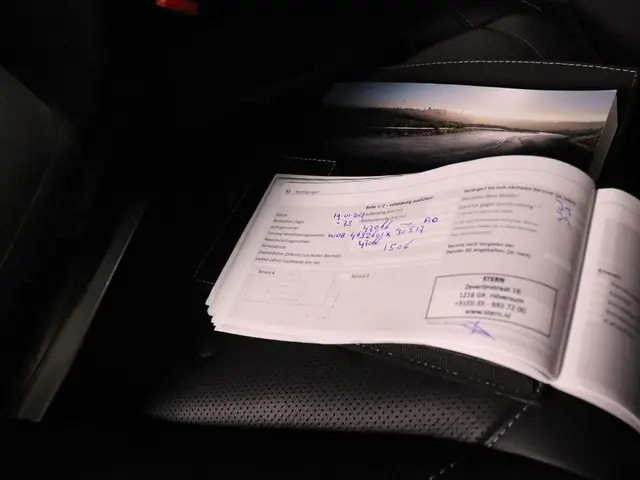 Mercedes-Benz G-Klasse 500 2018 Benzine 37