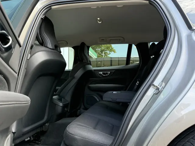 Volvo V60 2.0 B4 Business Pro 2021 Benzine 6