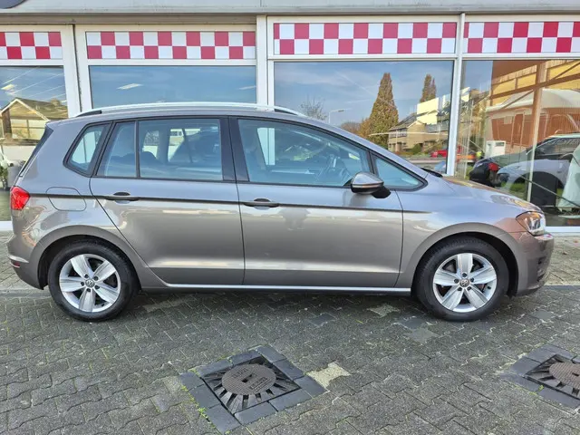 Volkswagen Golf Sportsvan 1.4 TSI Highline 2017 Benzine 8