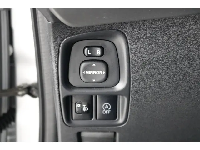 Toyota Aygo 1.0 VVT-i x-play 2017 Benzine 17