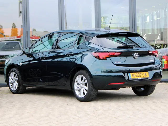 Opel Astra 2