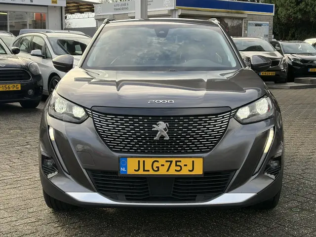 Peugeot 2008 1.2 PureTech Allure Pack 2021 Benzine 12