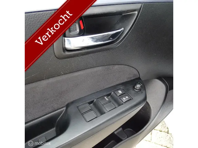 Suzuki Swift 1.2 X-tra Pearl White 2015 Benzine 14