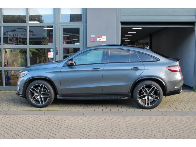 Mercedes-Benz GLE Coupé AMG 43 4MATIC 2019 Benzine 6