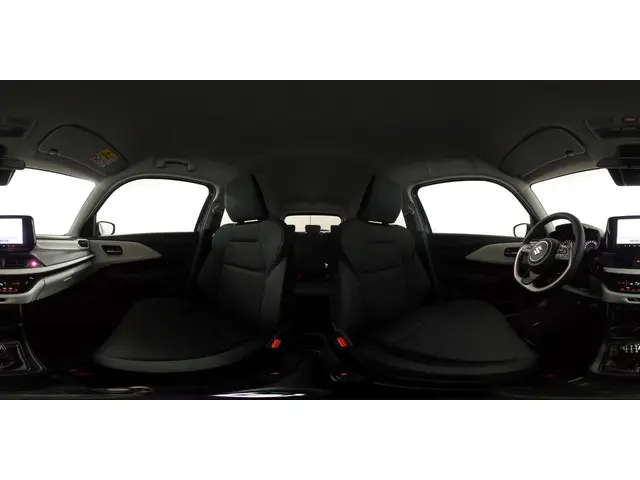 Suzuki Swift 1.2 Style Smart Hybrid 2025 Benzine 51