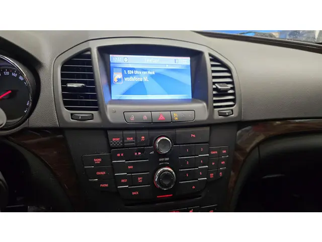 Opel Insignia 2.8 T Cosmo 4x4 2012 Benzine 22