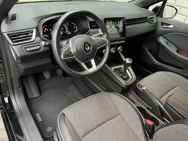 Renault Clio 1.0 TCe Intens 2020 Benzine 29
