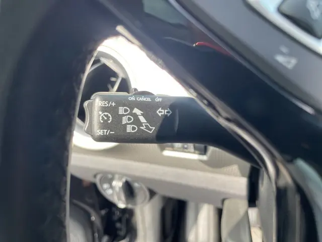 Volkswagen up! 1.0 BMT high up! 2019 Benzine 15
