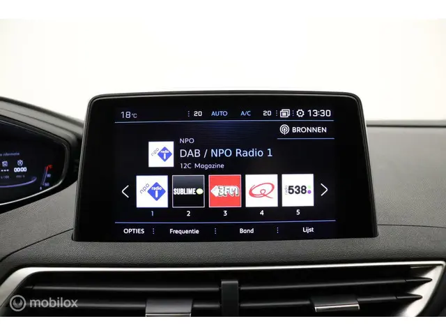Peugeot 3008 1.2 PureTech Allure 2019 Benzine 25