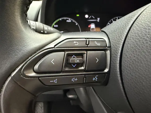 Toyota Yaris 1.5 Hybrid Active 2021 Hybride Benzine 21