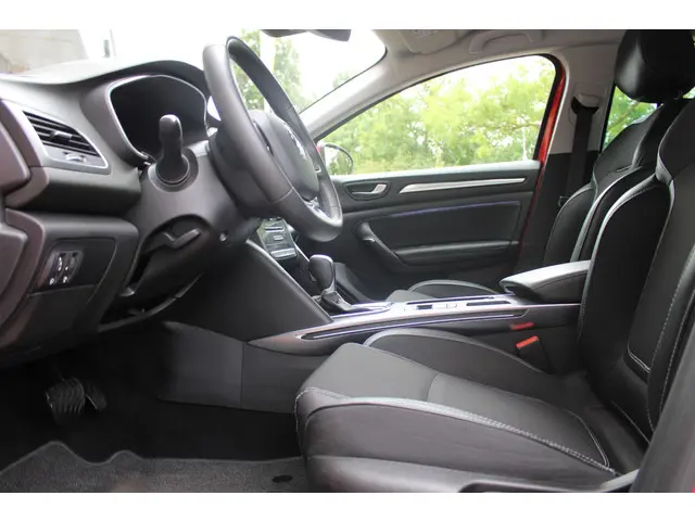 Renault Mégane Estate 1.3 TCe Intens 2022 Benzine 6