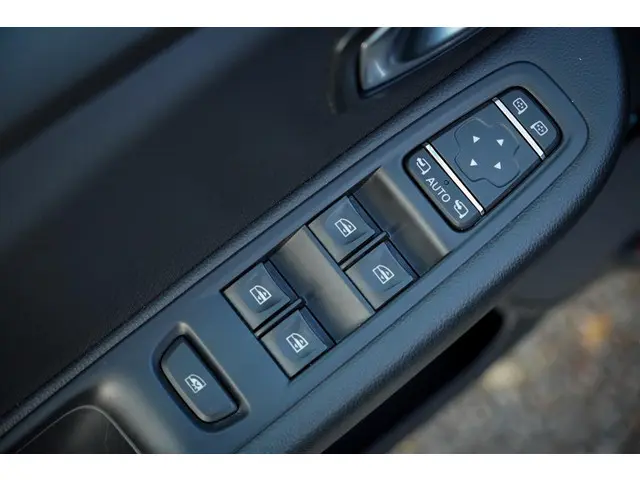 Renault Clio 0.9 TCe Intens 2019 Benzine 15