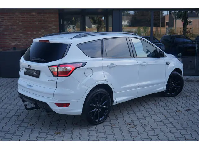 Ford Kuga 1.5 EcoBoost ST Line 2018 Benzine 18