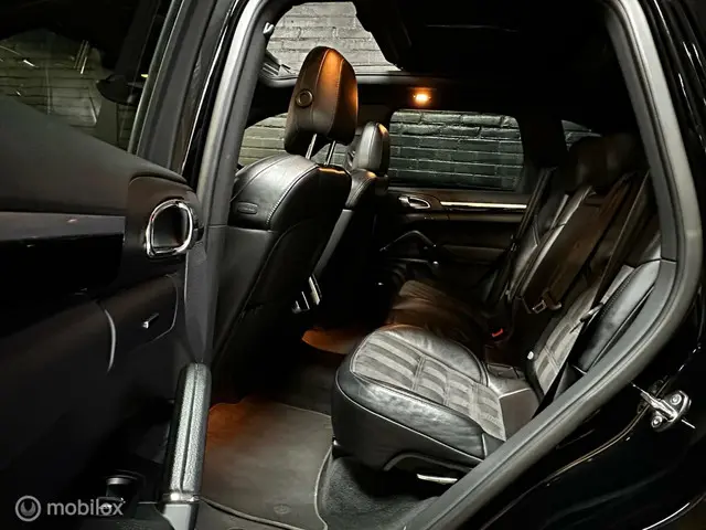 Porsche Cayenne 3.0 D Platinum Edition 2017 Diesel 19