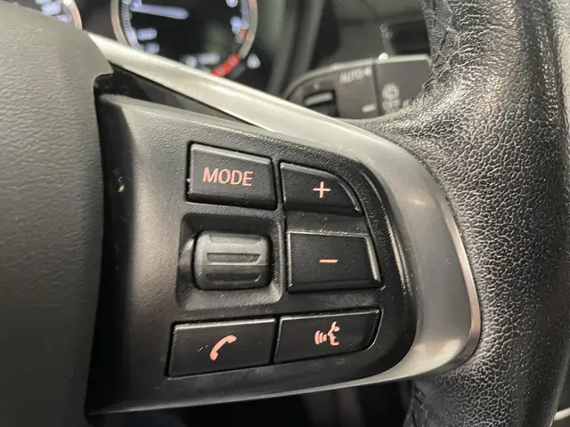 BMW X1 xDrive25e SportLine 2021 Hybride Benzine 22