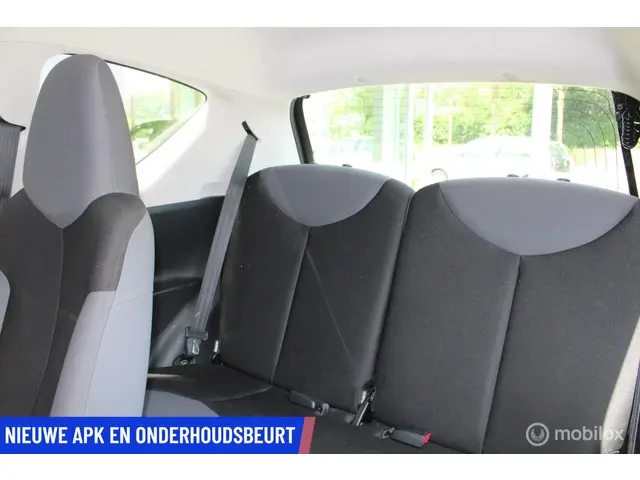 Citroën C1 1.0 Attraction Nieuwe APK 2014 Benzine 9