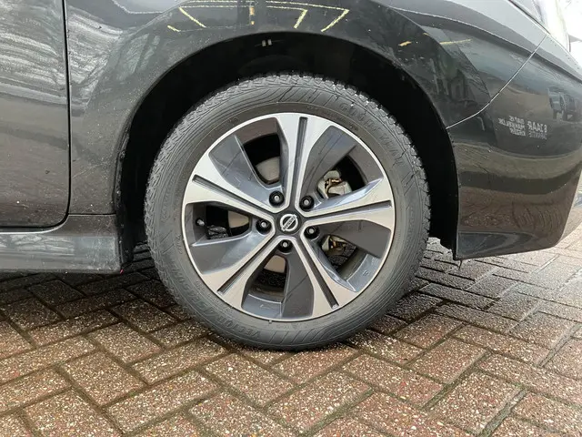 Nissan Leaf N-Connecta 40 kWh 2019 Elektrisch 25