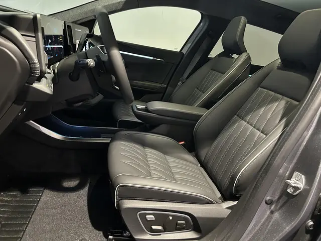 Mitsubishi Eclipse Cross Instyle 87 kWh 2025 Elektrisch 6