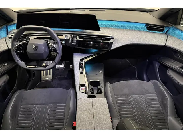 Peugeot e-5008 GT Avantage 73 kWh 2025 Elektrisch 18