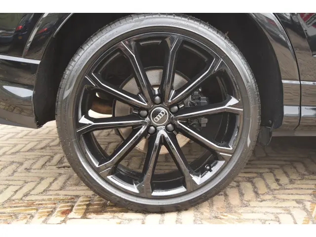 Audi RSQ3 Sportback 2022 Benzine 4