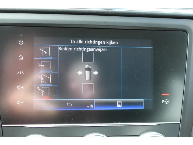 Renault Kadjar 1.3 TCe BOSE 140 pk 2020 Benzine 39