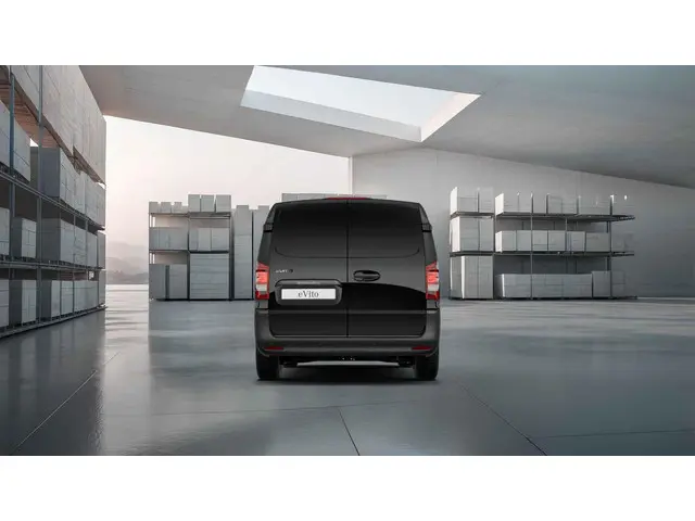 Mercedes-Benz eVito 112 L2 66 kWh 2025 Elektrisch 8