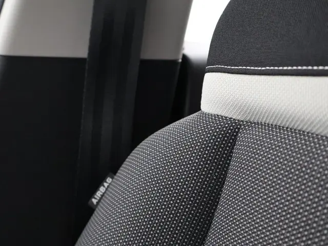 Citroën C3 Aircross 1.2 PURETECH + TREKHAAK 2017 Benzine 29