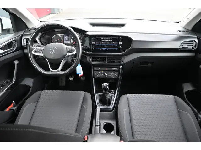 Volkswagen T-Cross 1.0 TSI Life 2022 Benzine 4