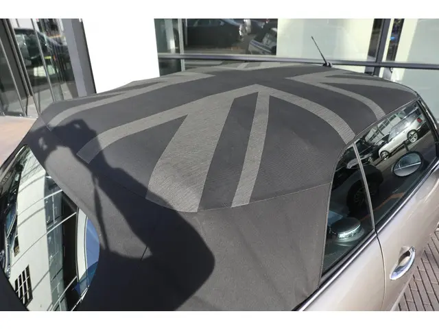 MINI Cooper S Cabrio 2.0 2019 Benzine 11