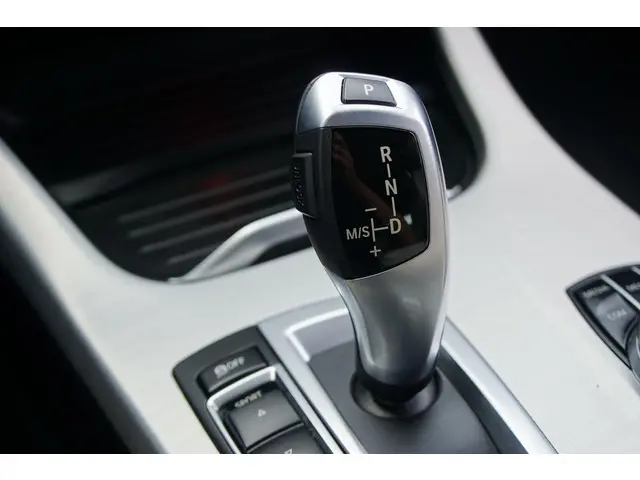 BMW X3 sDrive20i Centennial High Executive 2017 Benzine 39