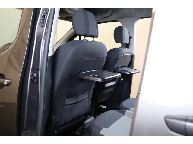 Citroën Berlingo PT 130 Shine Automaat-8 2020 Benzine 23