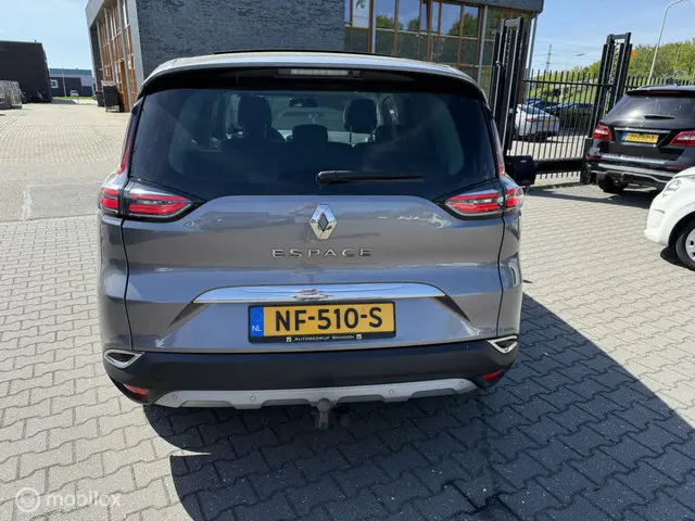 Renault Espace 1.6 dCi Initiale Paris 5p. 2016 Diesel 6