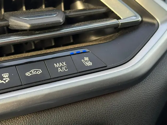 BMW X5 xDrive45e High Executive 2022 Hybride Benzine 32