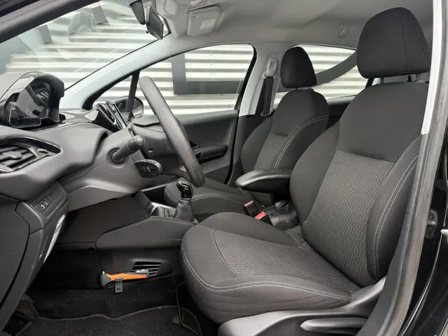 Peugeot 208 1.2 PureTech Blue Lion 2017 Benzine 8