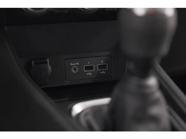 Renault Captur TCe 100 Intens 2021 Benzine 40