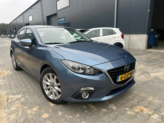 Mazda 3 2.0 Skylease 2015 Benzine