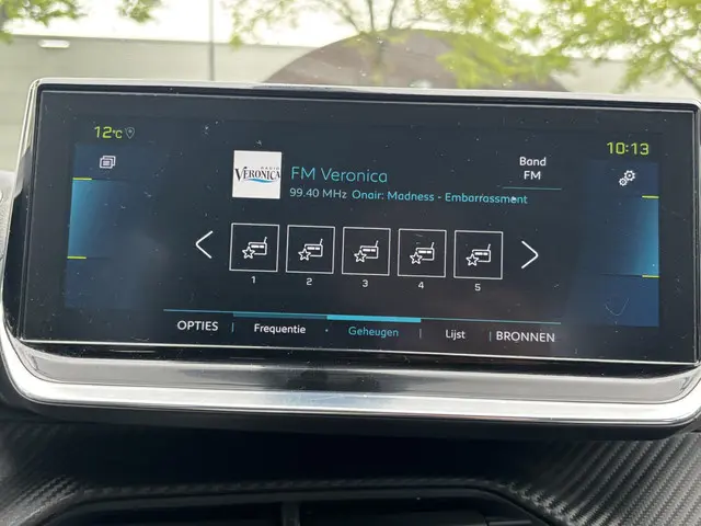 Peugeot e-2008 EV Allure 50 kWh 2020 Elektrisch 18