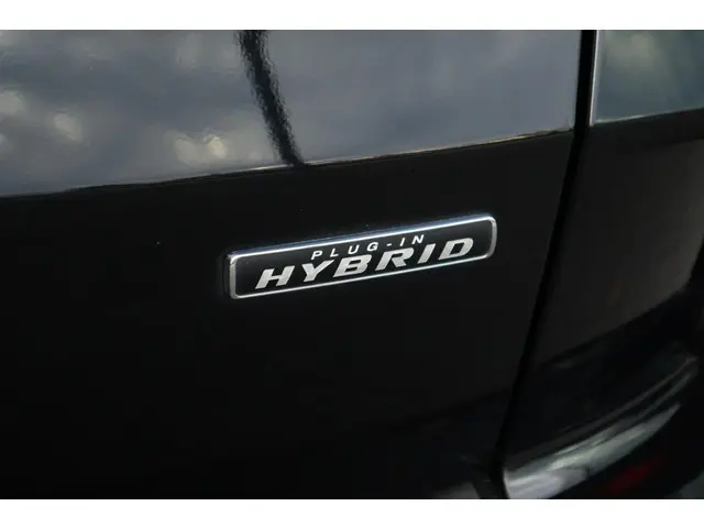 Ford Kuga 2.5 PHEV ST-Line X 2023 Hybride Benzine 41