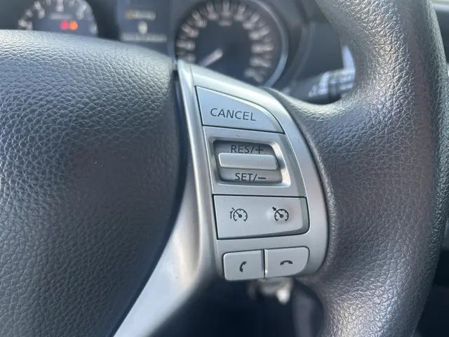 Nissan QASHQAI 1.2 Visia 2015 Benzine 17