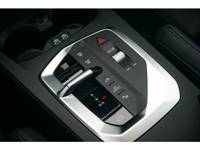 BMW 1 Serie 5-deurs 120 2025 Benzine 16