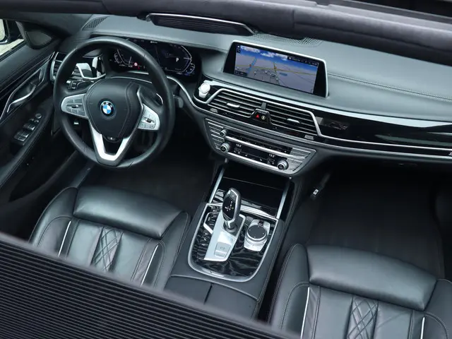 BMW 7 Serie 745e 2022 Hybride Benzine 15
