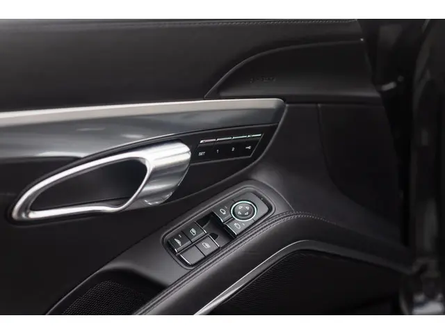 Porsche 911 Cabrio 3.0 Carrera S 2018 Benzine 16