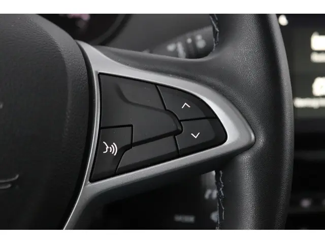 Dacia Duster 1.0 TCe 100 ECO-G Journey 2023 Benzine 28