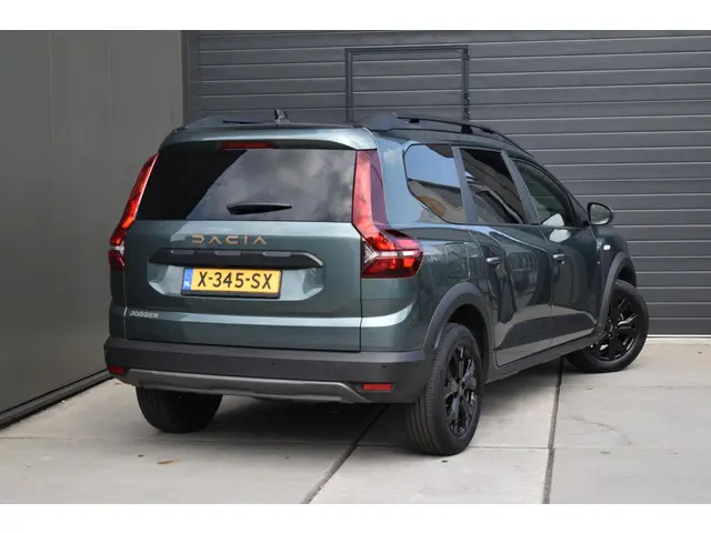 Dacia Jogger TCe 100 ECO-G Extreme 2024 Benzine 4