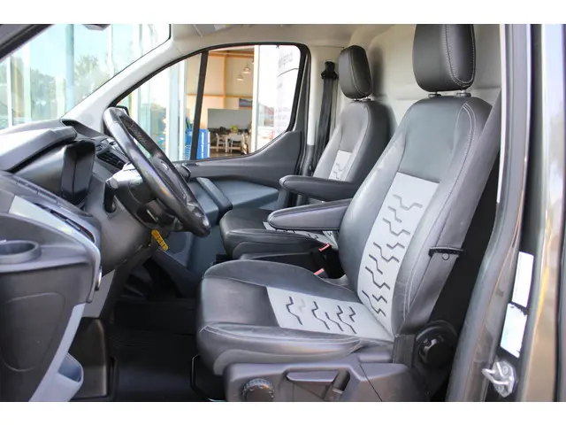 Ford Transit Custom 290 2.2 TDCI L1H1 Sport 2016 Diesel 21