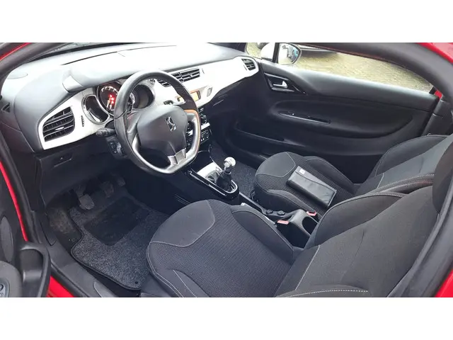 Citroën DS3 1.2 VTi So Chic | Apk 01-2027 2013 Benzine 13