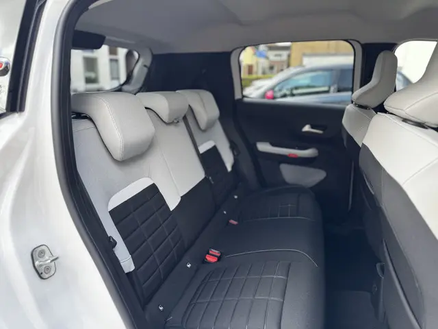 Citroën C3 1.2 Turbo 100pk Max 2025 Benzine 21