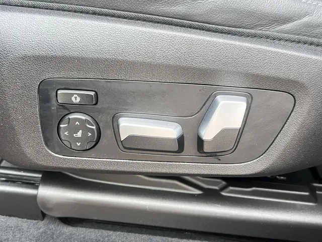 BMW X3 xDrive30e X-Line 2021 Hybride Benzine 32