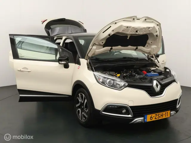 Renault Captur 0.9 TCe Helly Hansen 2015 Benzine 25